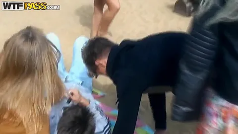 Fellows trying to seduce cute girls to screw