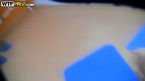 Seductive babe is getting double penetrated