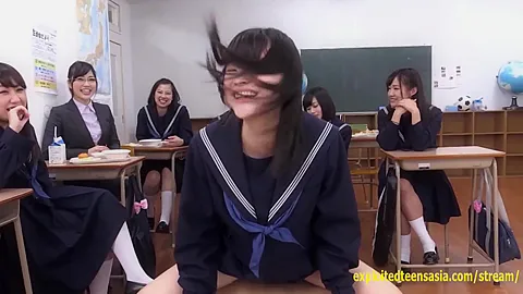 Jav Sucks And Fuck The Glory Hole Cute teen 18+ Rides Whilst Her Pals Watch In The Classroom