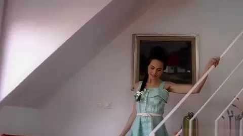Amateur euro sucks cock