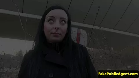 Pulled amateur cumswallows after wanking pov