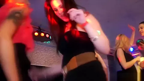 Amateur eurobabes cumdrenched at dance party