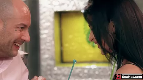 Petite russian babe getting fucked having date in a cafe