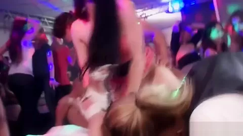 Amateur european fingered before sucking dick