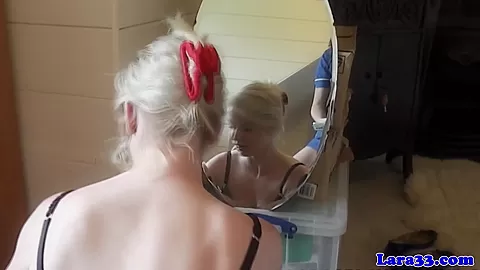 Classy mature brit pussyrubbing stockings gal