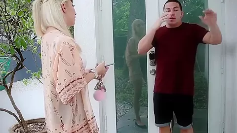 Perfect boobs babysitter do hardcore ass fuck and cumshot