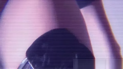 Londons Hot TV Anal Solo