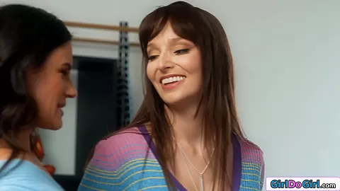 Im not saying no to having sex with my stepmom and sugarmom