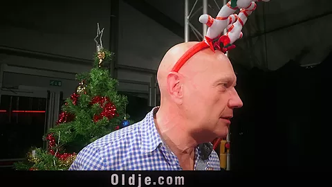 Gang Bang Old Magic before Christmas