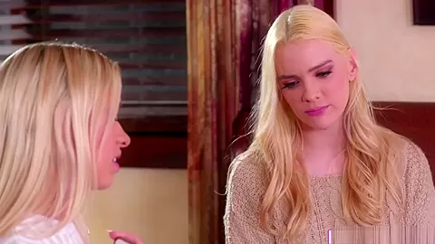 Khloe Wants To Taste Her Stepsis Pussy