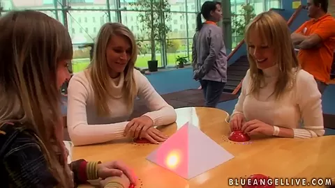 A group of blondes goes to a science fair