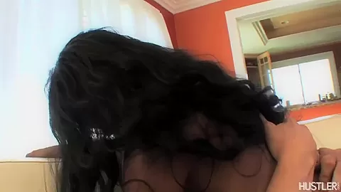 Black babe fucking white dude