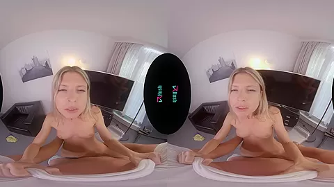 vrh0190_ginagerson_thomas_180 - VRHush