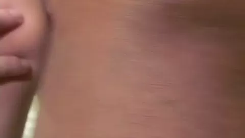 2 Women Bathe In Make Water