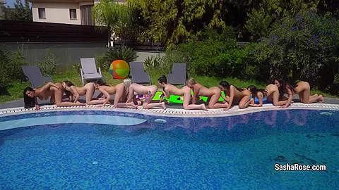 Sasharose - Lesbian Group Sex