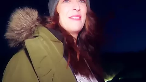 A Camgirl Fucks With A Fan 7 Min