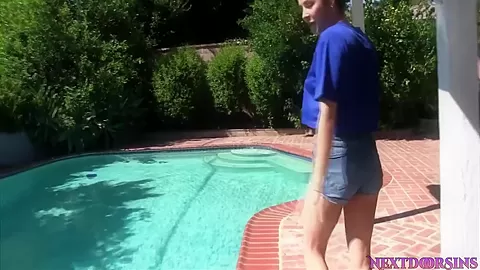 Skinny Dipping Family 5 Min