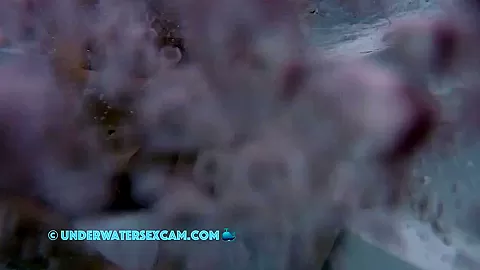 I Would Like To Play A Little On Her Nipples In The Jacuzzi