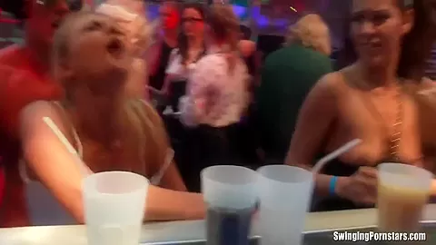 Club Harlots Suck And Fuck 8 Min