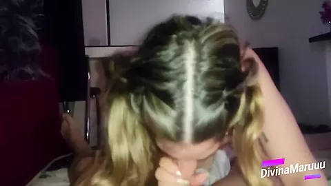 Mi Hermanastra Me Chupa Los Huevos, Me Saca Toda Leche Y Juega Con Ella En Su Boca Antes De Tragarsela Toda 6 Min
