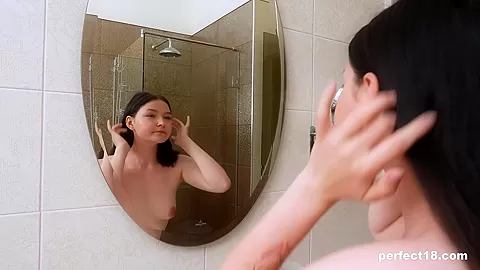 18yo Looks like a Virgin, rubs like a Pro for Perfect18
