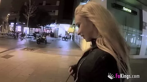 She has crossed half Spain just to fuck Jordi!!