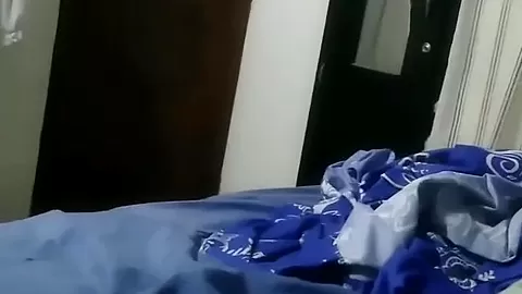 Sexo Real Con Mi Hermanastra Me Descubre En El Cuarto. 8 Min