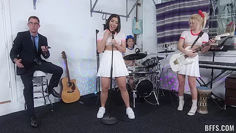 Talented Korean Cuties