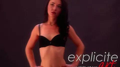 French pervert beauty anal and peeing