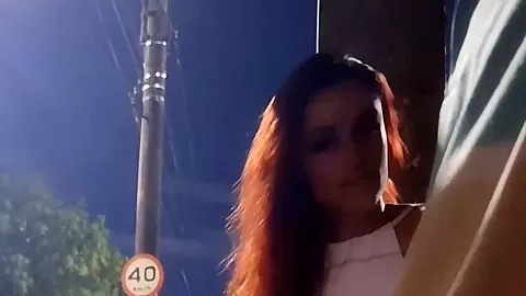 Punheta Arriscada No Ponto De Onibus Ao Lado De Uma Desconhecida Linda E ? 6 Min