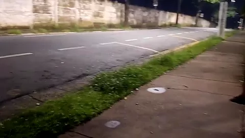 Punheta Arriscada No Ponto De Onibus Ao Lado De Uma Desconhecida Linda E ? 6 Min