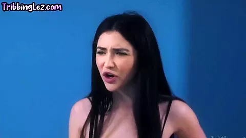 Dyke Bae Enjoys Eating Bff Lesbian Twat In 3some Orgy