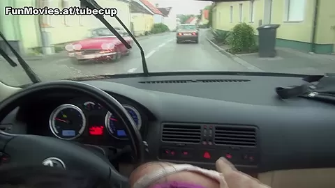 Cora Kitty & Rosi in Getting Head While Driving - FunMovies