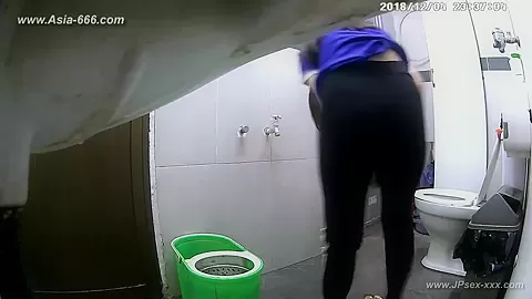 peeping chinese bath.78