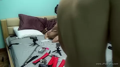chinese man fucking sleeping gril.115