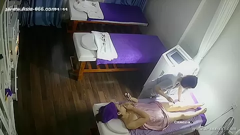 chinese cosmetic salon.9