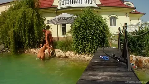 Sharon and Natalia have hot outdoor foursome