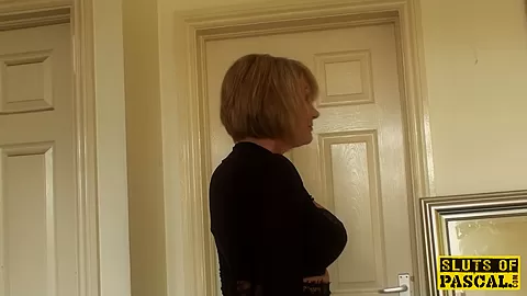Glamorous granny fingering herself