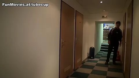 Mausibutz in Porno Cinema Fuck - FunMovies