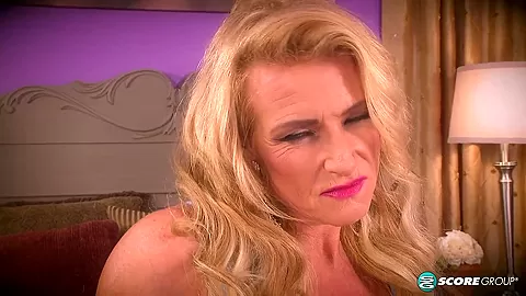 She Sucks Cock With That Mouth, Too - 40SomethingMag