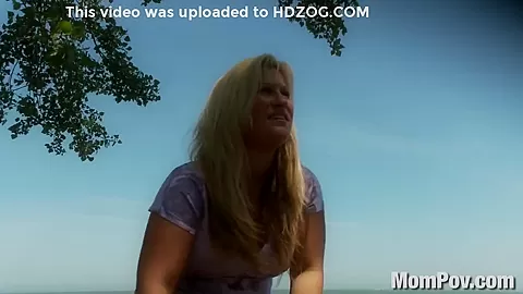 Chubby MILF gets naked at beach