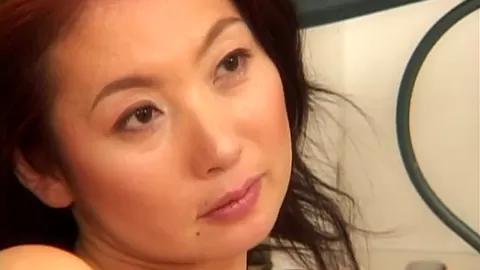 Sexy asian MILF rides little cock