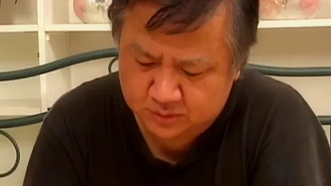Sexy asian MILF rides little cock