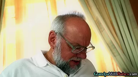Perv old grandpa pounding 21yo babe after she deepthroat