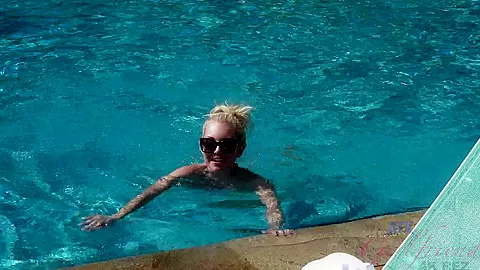 Virtual Vacation Hawaii With Aalyah Love 3/3