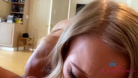 Sensitive Pussy Of Paris