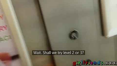 Girlfriends have fun in changing room and make asextape