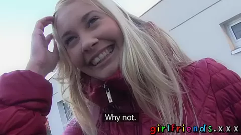Girlfriends catch up and make amateur lesbian sex tape