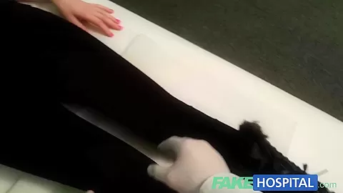 FakeHospital Petite emo chick makes doctor blow quick