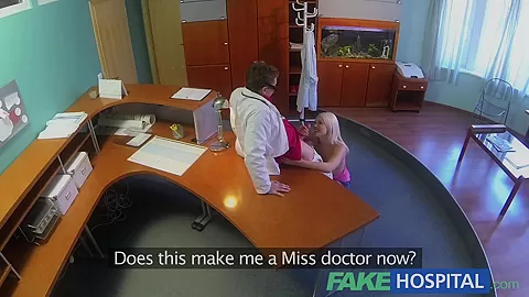 FakeHospital Hot sexy blonde gets probed and squirts